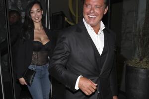 PREMIUM EXCLUSIVE Luis Miguel fue a cenar a Catch con una sexy acompañante