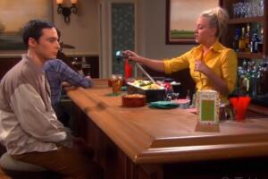Trabajo Penny The Big Bang Theory Bartender (1).jpg