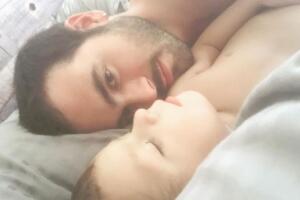 papas famosos con hijos