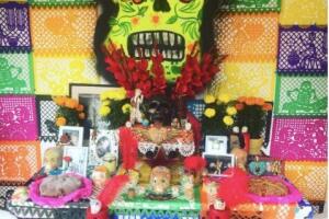 Ofrenda que realizó Alejandra Guzmán