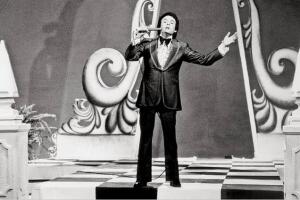 José José: El Príncipe que llegó para quedarse 