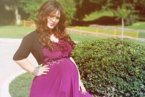 Salen a la luz fotografías de Allisson Lozz embarazada