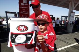 Broncos 49ers Football