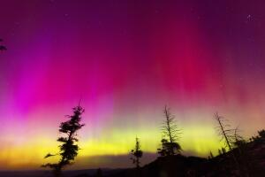 Aurora boreal iluminará los cielos al norte de California esta noche