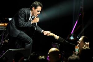 ELGRITOLASVEGASMarcAnthony.jpg