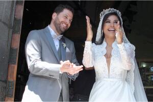 La actriz lució tres vestidos de novia. Este fue el que usó en la ceremonia religiosa.