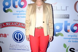 Erika Buenfil cumple 51 años