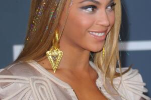 beyonce-twinkle-extensions.jpg