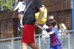 Piqué con bebés