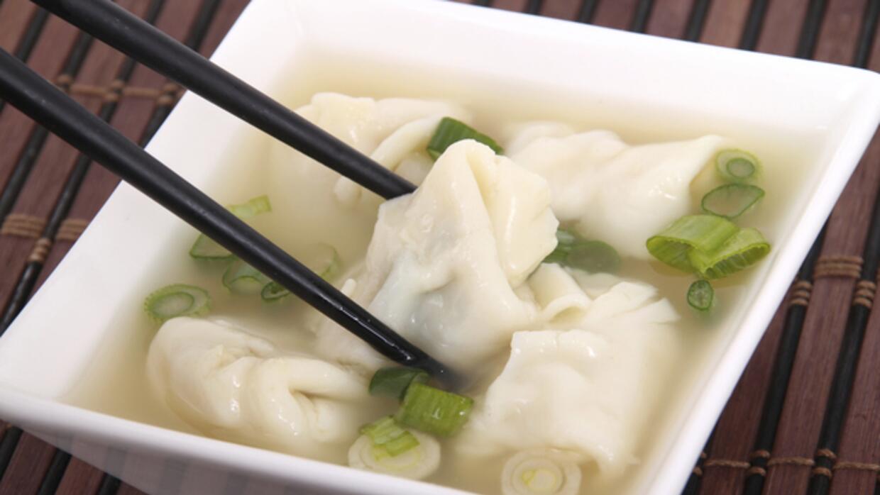 Cómo hacer dumplings | Delicioso | Univision image of Cómo hacer dumplings | Delicioso | Univision