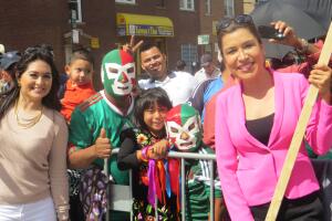 Colorido desfile de La VIllita