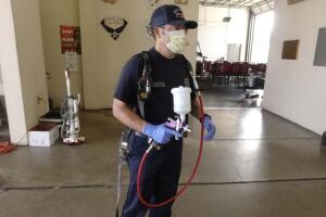 DESINFECTAN BOMBEROS/BOMBERO-2.jpg