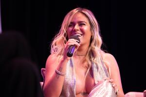 Preestreno del documental 'Karol G: la guerrera del  género' el 8 de marzo de 2019.