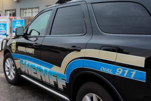 Un muerto y decenas de heridos tras volcadura de autobús escolar que regresaba de Carolina del Norte