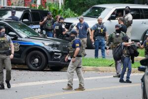 AP25233596126370 (1).jpg