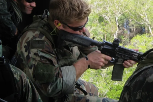 Tim Sheehy ex militar de EEUU