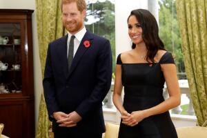 meghan-vestido-negro1.jpg