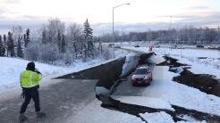 Terremoto de 7.0 en Alaska deja "grandes daños" en la ciudad de Anchorage
