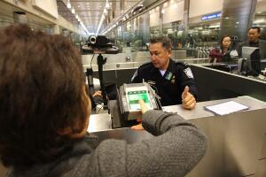 US Customs And Border Patrol Processes Holiday Travelers