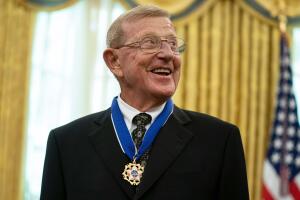 Lou Holtz