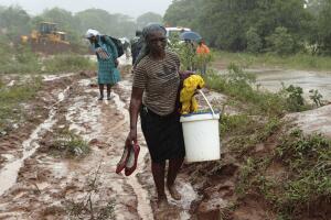 APTOPIX Zimbabwe Mozambique Cyclone