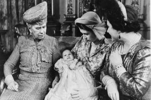 Princess Elizabeth, Queen Mary, Queen Elizabeth And Princess Anne