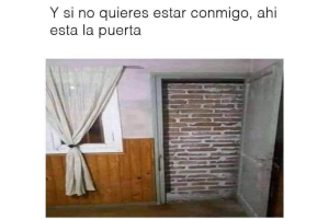 puerta-mal-construida.png