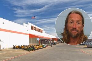Hutto Texas ataque Home Depot hacha John Doyle Bauer hombre 79 años agresion policia