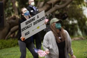 REP-GEN CORONAVIRUS-TOQUE HUMANO-FOTOS