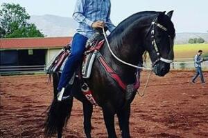 Eden Munoz - Calbre 50.jpg