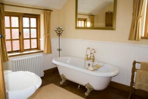 cottage 0.jpg
