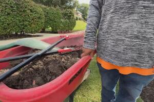 "Me despido de mi familia como si no fuera a regresar": operativos de ICE causan temor en trabajadores