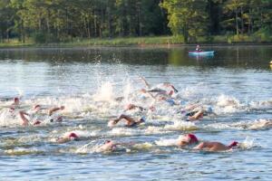 persona ahogamiento sin vida lago the woodlands ironman competencia houston texas