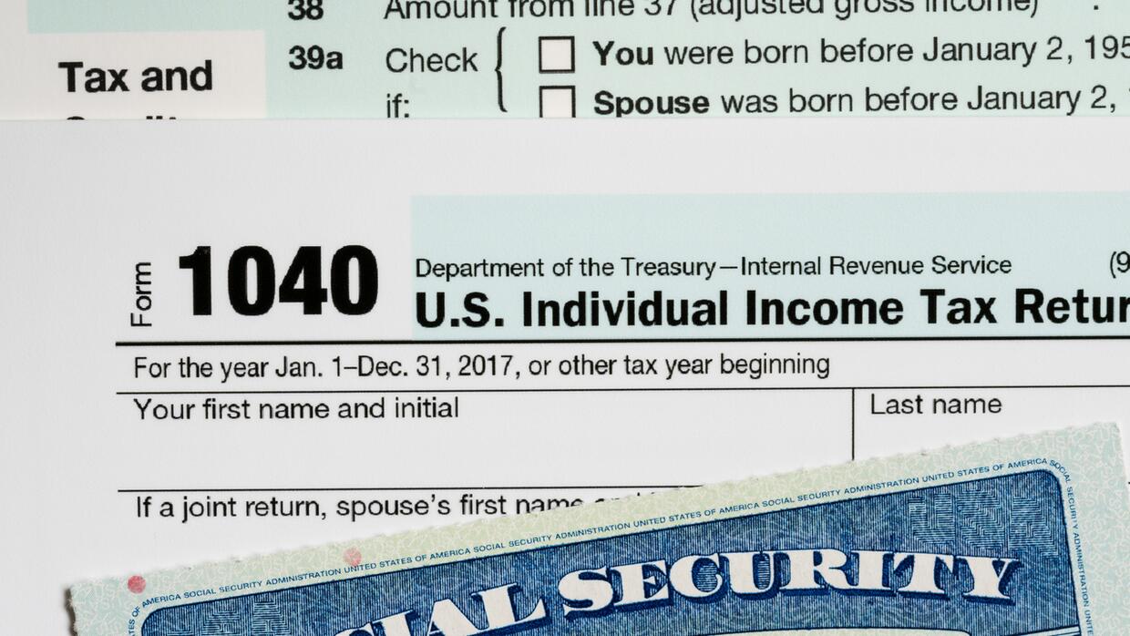 The IRS has begun receiving the tax returns dated February 12 and these are its recommendations |  Univision Diner News