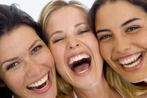amigas-sorrisos.jpg