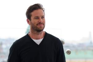 actor_armie_hammer_premiere_free_fire.jpg