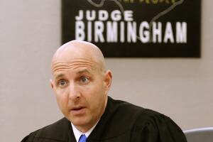 Juicio de Roy Oliver