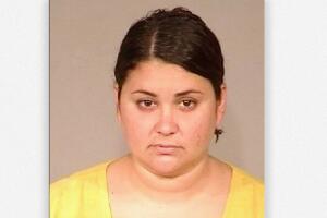 Justine Karen Nelson fue hallada culpable de practicarle sexo oral a un estudiante de 14 años de edad 