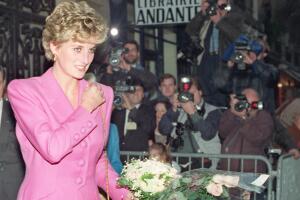 Picture dated 14 November 1992 of Princess Diana l