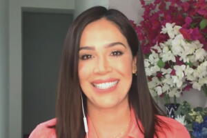 c-karlafeliz.jpg