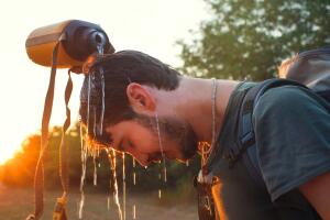 Cuidado con el golpe de calor; protégete al realizar actividades al aire libre