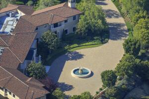 EXC  Meghan Markle & Prince Harry