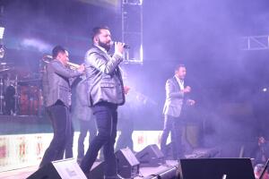 Backstage con El Recodo