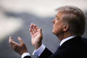 Presidente Donald Trump en celebraciones de la Toma de la Bastilla en París, julio 2017