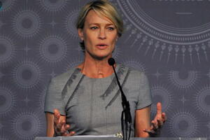robin_wright_salarios_iguais_0.jpg
