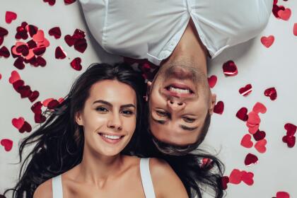 <b>LIBRA</b>
<br>Toma la iniciativa amorosa con Géminis, Libra, Sagitario y Acuario. Conocerás estos días gente muy interesante que puede llegar a ser más que amigos. Si tu número de nacimiento es el 2, 3 o 7 tu nivel de compatibilidad es alta con 4, 8 y 9
<br>