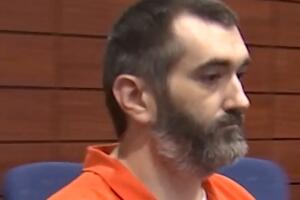 La defensa también buscó suprimir, sin éxito, la evidencia obtenida del teléfono de Stephan Sterns, que revelarían años de abusos contra Madeline Soto.