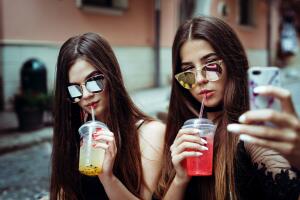 adolescentes-selfie.jpg