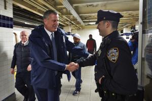 NYPD refuerza seguridad en el subway de NY