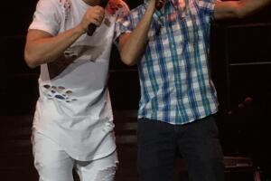 Diego Guirado sube a cantar con Prince Royce